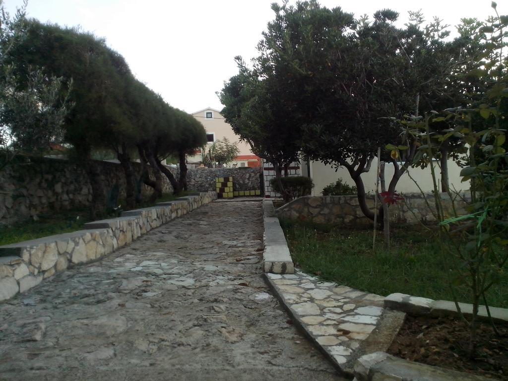 Kuca Za Odmor Laura Appartement Ražanac Buitenkant foto
